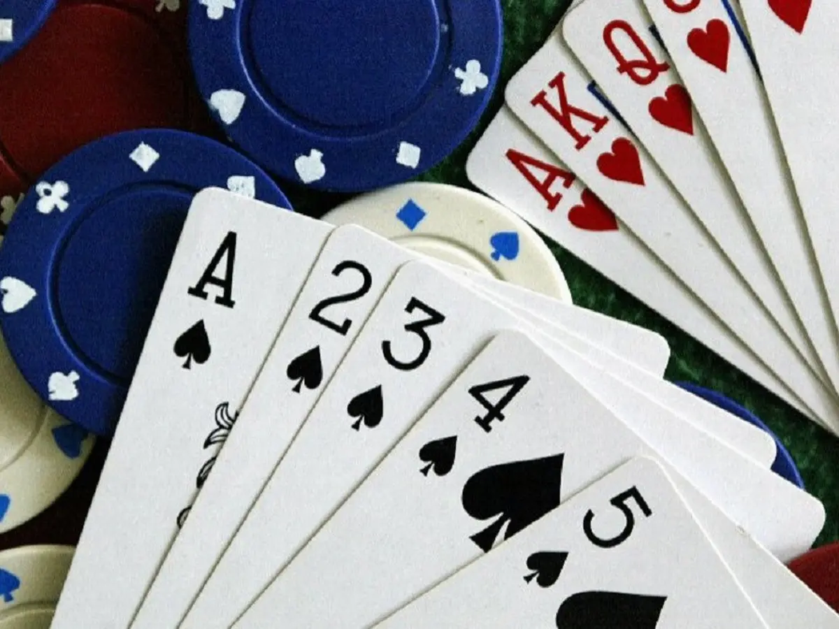 Strategi Poker Online: Tips Menang